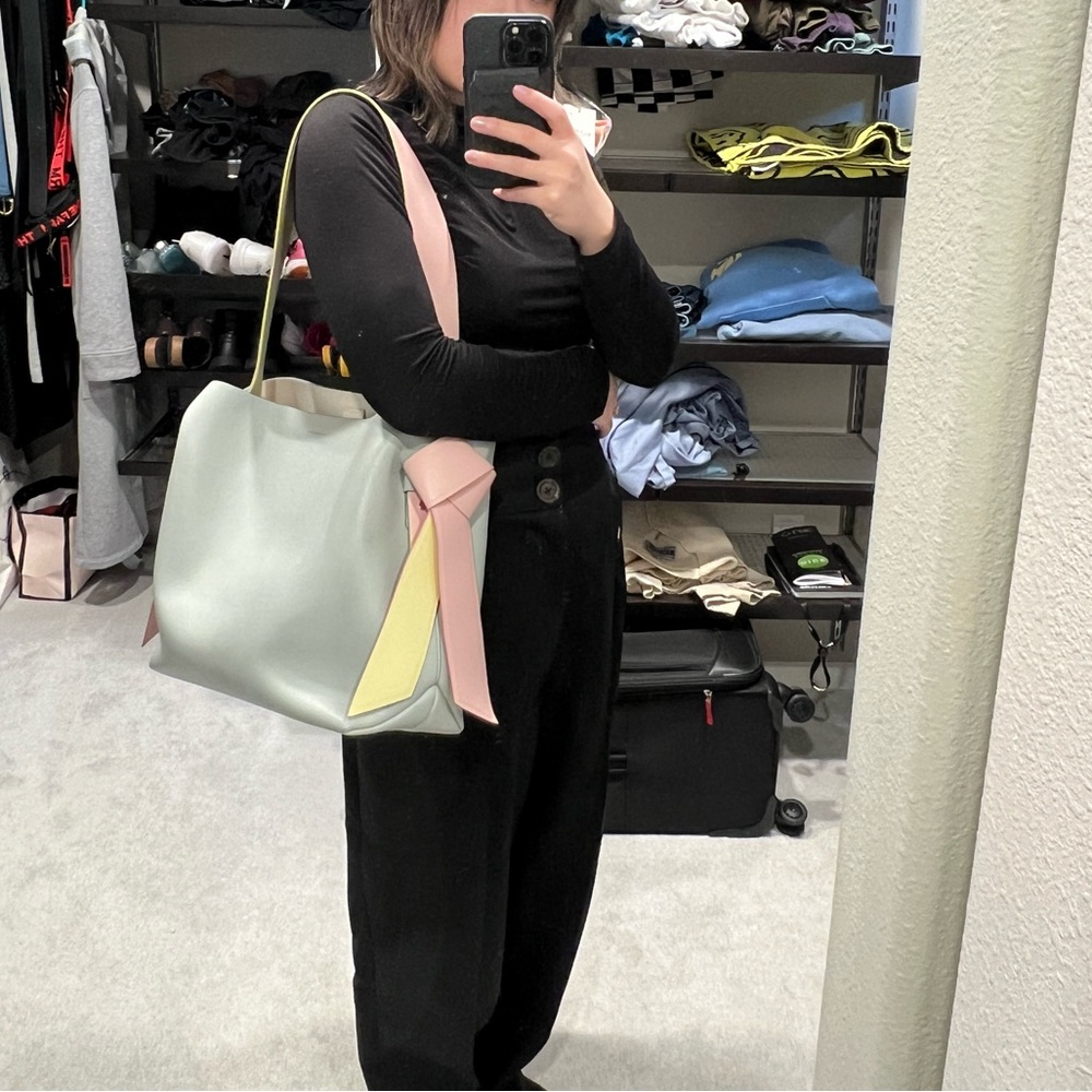 Acne Studios Musubi Midi Tote in Pale Blue and Pink - Picture 11 of 15